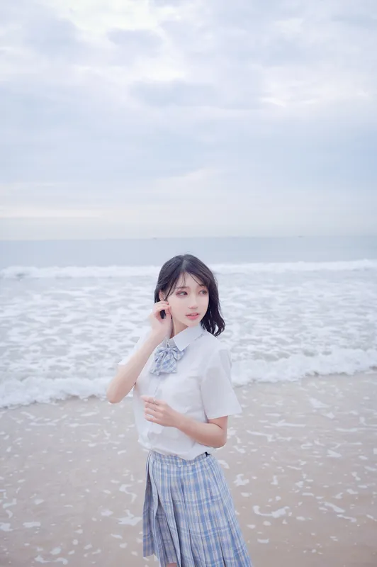 周叽是可爱兔兔 -020- 海边jk - JK类型写真